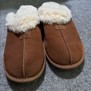 Secret Treasures Size 10 Slippers